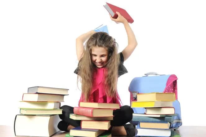 Fobia szkolna: jak pomóc dziecku? Praktyczny poradnik dla rodziców